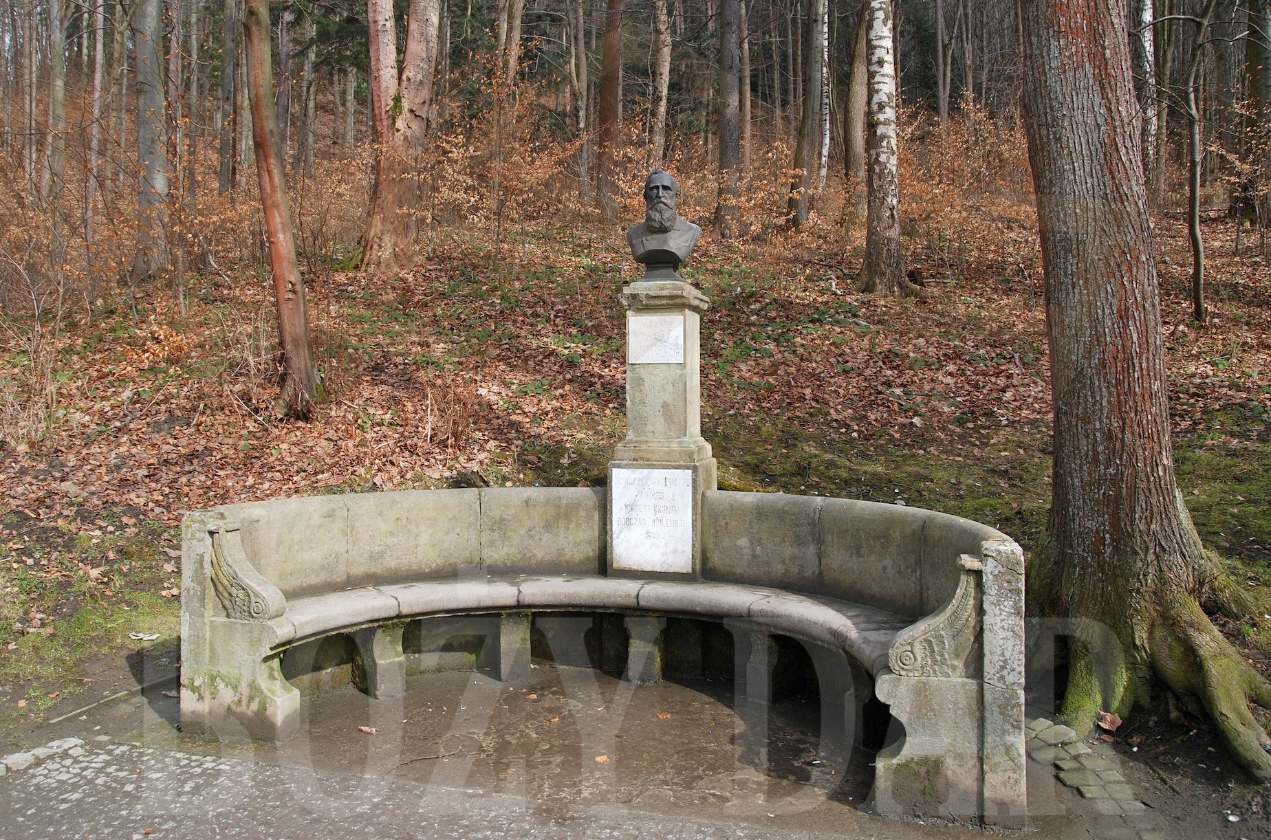 Ławeczka Kraszewskiego w Krynicy Zdroju